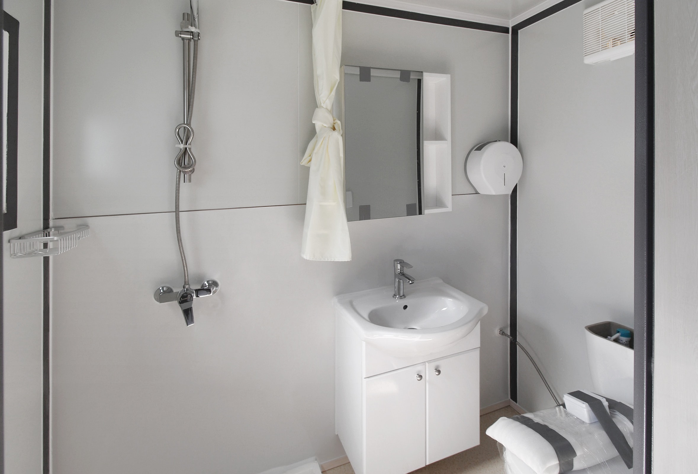 M&B | Modular Housing Pod - Container Services Pty Ltd