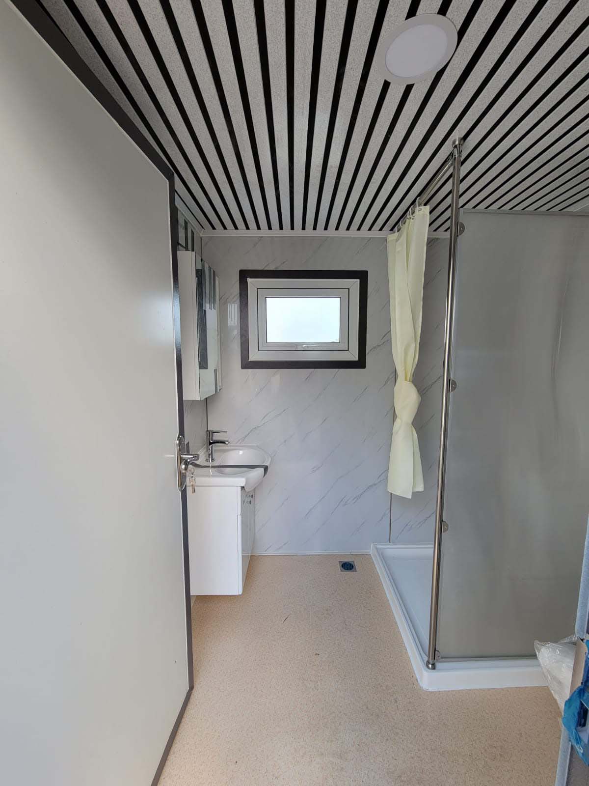 M&B | Portable Washroom + Shower - Container Services Pty Ltd